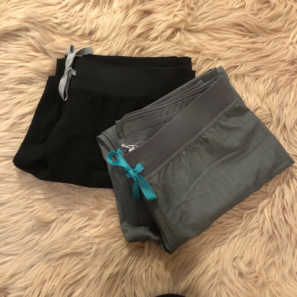 BUNDLE OF FIGS SCRUB BOTTOMS